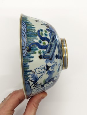 Lot 550 - A CHINESE BLUE AND WHITE 'BOYS' BOWL