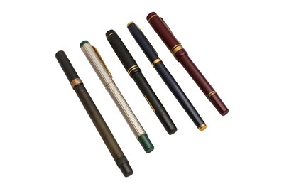 Lot 764 - A GROUP OF FIVE ASSORTED FOUNTAIN PENS