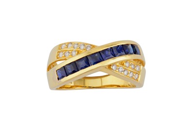 Lot 56 - A sapphire and diamond ring
