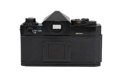 Lot 17 - A Canon F1 SLR Camera