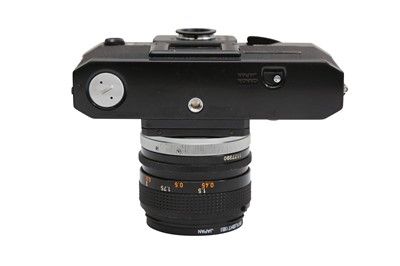 Lot 17 - A Canon F1 SLR Camera