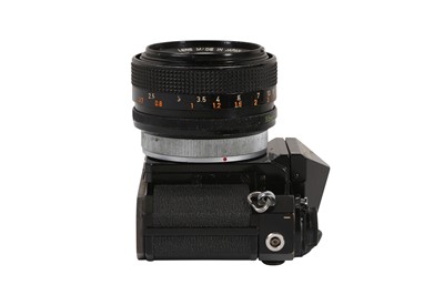 Lot 18 - A Canon F1 SLR Camera