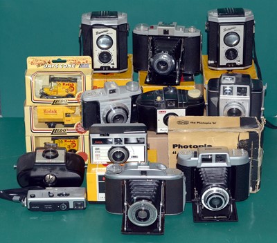 Lot 461 - End Lot of Kodak & Other Cameras.