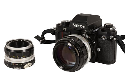Lot 28 - A Nikon F3 HP SLR Camera Outfit