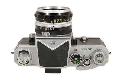 Lot 25 - A Nikon F SLR Camera