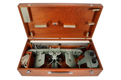 Lot 402 - A Hilger and Watts Stereo Picture Viewer SB 180-2 outfit