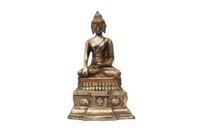 Lot 576 - A SOUTH-EAST ASIAN BRONZE FIGURE OF BUDDHA SHAKYAMUNI