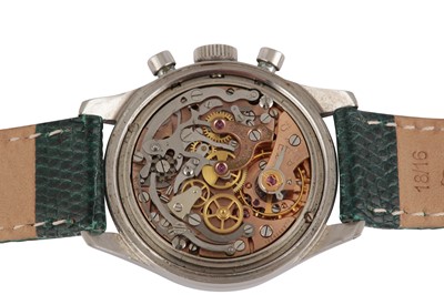 Lot 183 - OMEGA.