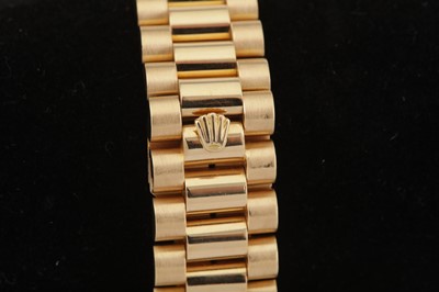 Lot 163 - ROLEX.