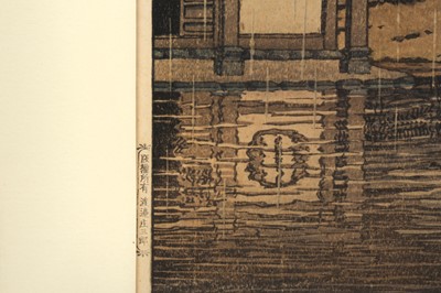 Lot 603 - A JAPANESE WOODBLOCK PRINT BY HASUI KAWASE (1883 - 1957)