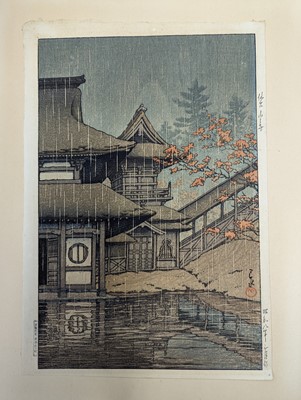 Lot 603 - A JAPANESE WOODBLOCK PRINT BY HASUI KAWASE (1883 - 1957)