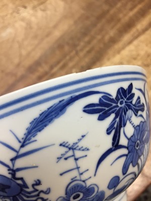 Lot 73 - A CHINESE BLUE AND WHITE 'CRAB AND LOTUS POND' BOWL