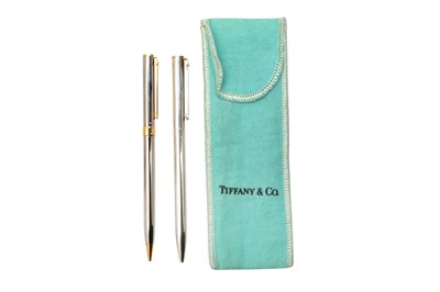 Lot 344 - TIFFANY: AN EXECUTIVE STERLING SILVER T CLIP BALLPOINT PEN