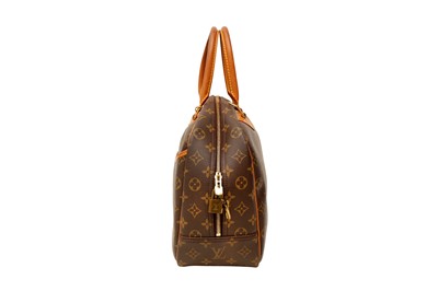 Lot 298 - Louis Vuitton Monogram Deauville Bag