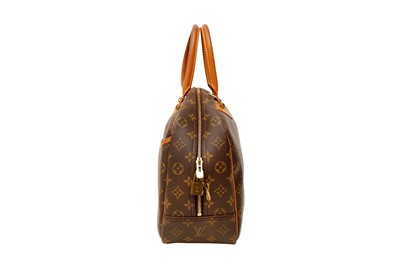 Lot 279 - Louis Vuitton Monogram Manhattan Bag