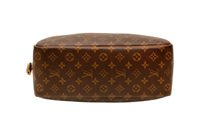 Lot 279 - Louis Vuitton Monogram Manhattan Bag