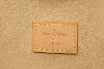 Lot 279 - Louis Vuitton Monogram Manhattan Bag