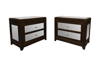 Lot 727 - A PAIR OF CONTEMPORARY MIRRORED BEDSIDE CABINETS
