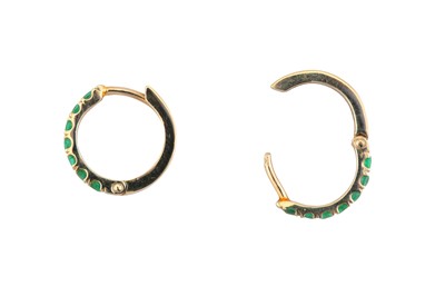 Lot 8 - A pair of emerald hoop earrings