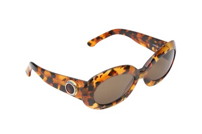 Lot 420 - Fendi Brown Oval Tortoiseshell Sunglasses