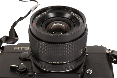 Lot 387 - A Contax RTS SLR Camera Outfit