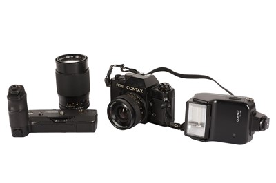 Lot 387 - A Contax RTS SLR Camera Outfit