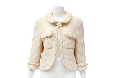 Lot 552 - Chanel Cream Wool Boucle Cropped Jacket - Size 40