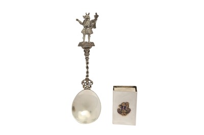 Lot 80 - WINCHESTER COLLEGE – A GEORGE V STERLING SILVER COMMEMORATIVE SPOON, LONDON 1913 BY FREDERICK JAMES ROSS AND SONS