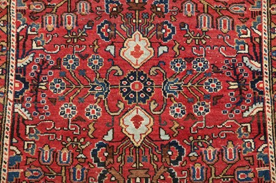 Lot 84 - A FINE  ANTIQUE SAROUK RUG, WEST PERSIA