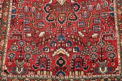 Lot 84 - A FINE  ANTIQUE SAROUK RUG, WEST PERSIA