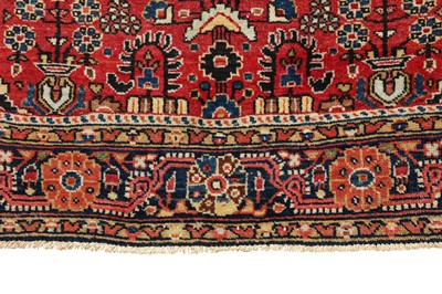 Lot 84 - A FINE  ANTIQUE SAROUK RUG, WEST PERSIA