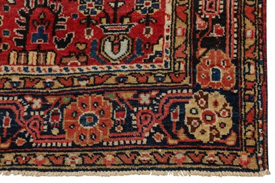 Lot 84 - A FINE  ANTIQUE SAROUK RUG, WEST PERSIA