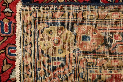 Lot 84 - A FINE  ANTIQUE SAROUK RUG, WEST PERSIA