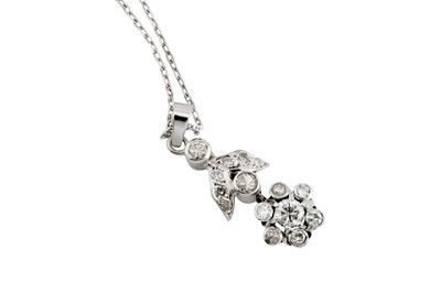 Lot 125 - A diamond pendant necklace