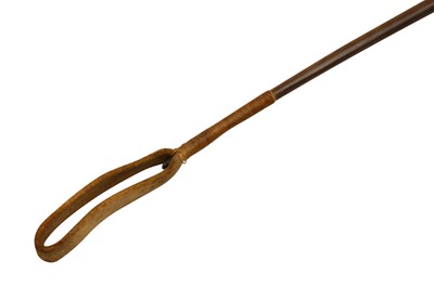 Lot 116 - A RHINO HORN HORSE CROP