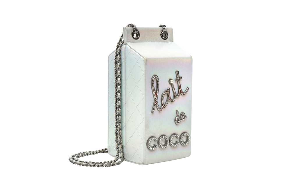 Lot 811 - Chanel Pearlescent Silver Lait De Coco Milk