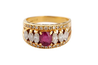 Lot 29 - A ruby and diamond ring