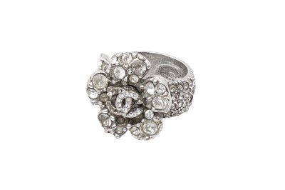 Lot 794 - Chanel CC Logo Camelia Cocktail Ring