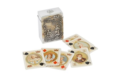 Lot 20 - A VICTORIAN STERLING SILVER KINGS AND QUEEN OF ENGLAND PLAYING CARDS BOX, LONDON 1900 BY WILLIAM COMYNS
