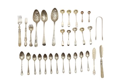 Lot 221 - A MIXED GROUP OF STERLING SILVER FLATWARE
