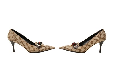 Lot 415 - Gucci Beige Princy Gomma GG 75 - Size 38.5