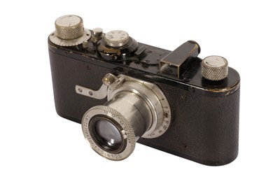 Lot 126 - A Leica Ia Hektor Camera
