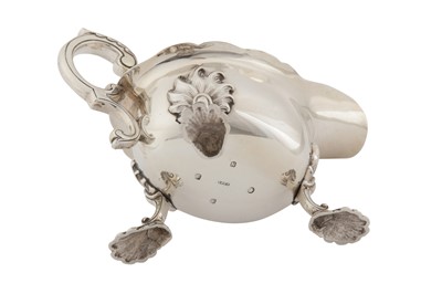 Lot 252 - A VICTORIAN SCOTTISH STERLING SILVER SAUCE BOAT, GLASGOW 1884 BY R D AND S (ROBERT DRUMMOND?)