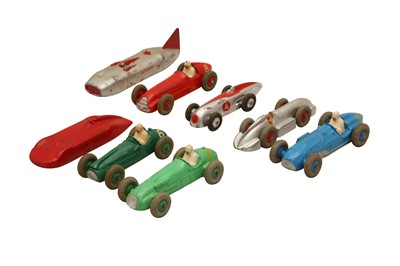 Lot 811 - DINKY TOYS: A GROUP OF EARLY RACING CARS