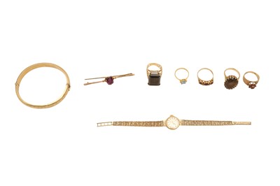 Lot 443 - A SMALL COLLECTION OF GOLD JEWELLERY AND A DRESS WATCH