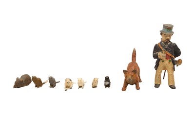 Lot 912 - A COLLECTION OF EARLY 20TH CENTURY COLD PAINTED LEAD FIGURES