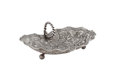 Lot 105 - A late 19th / early 20th century Anglo - Indian unmarked silver dish, Kashmir circa 1900
