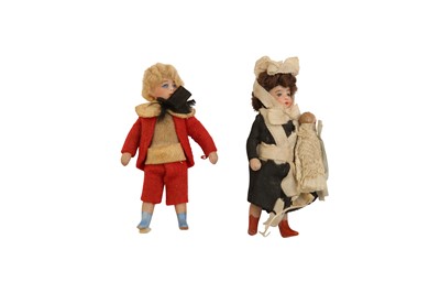 Lot 846 - DOLLS: A PAIR OF BISQUE DOLLS HOUSE DOLLS