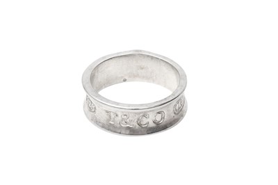 Lot 778 - Tiffany & Co Silver 1837 Ring