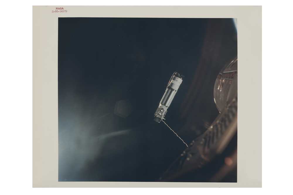 Lot 147 - Gemini XI and Agena Target Docking Vehicle